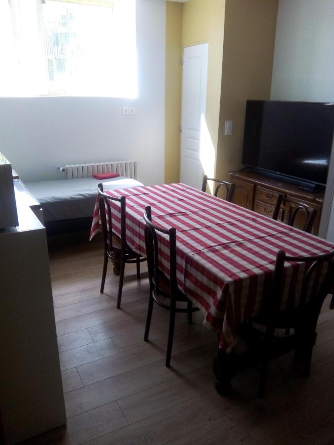 Les Chambres Studios De Pleslin-Foucher Bagian luar foto