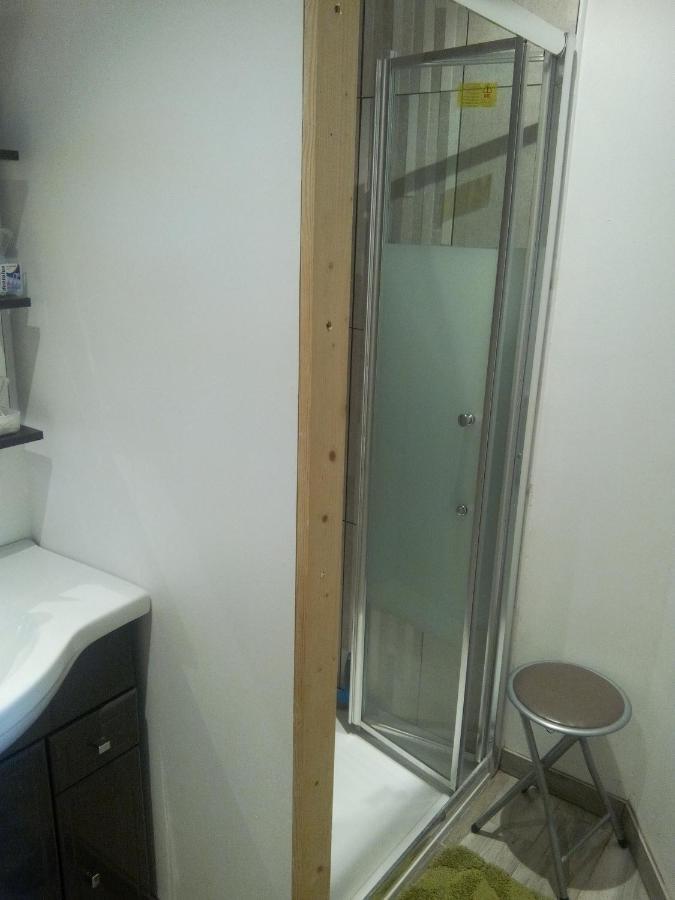 Les Chambres Studios De Pleslin-Foucher Bagian luar foto