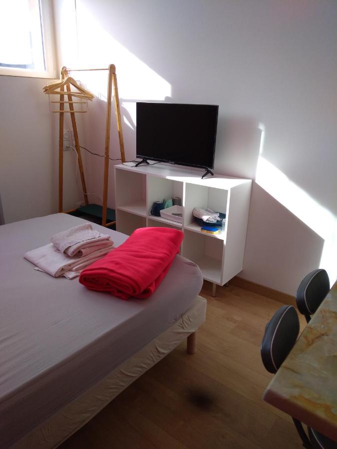Les Chambres Studios De Pleslin-Foucher Bagian luar foto