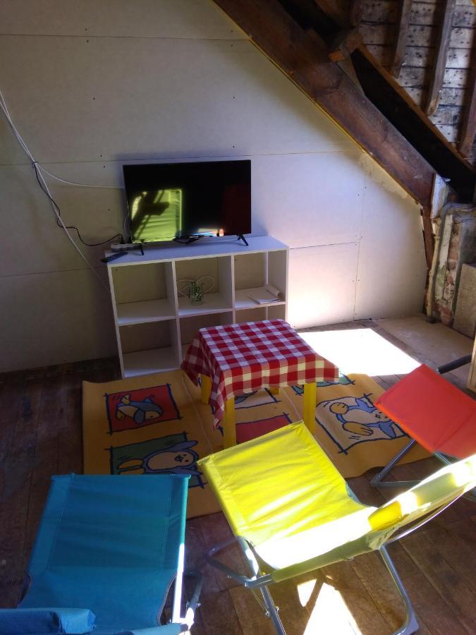 Les Chambres Studios De Pleslin-Foucher Bagian luar foto