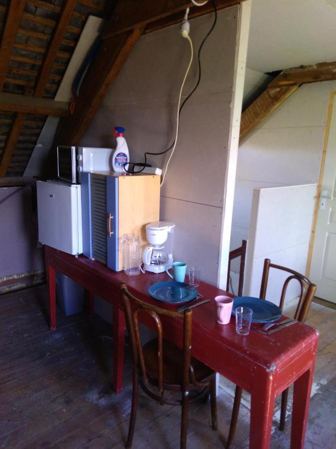 Les Chambres Studios De Pleslin-Foucher Bagian luar foto