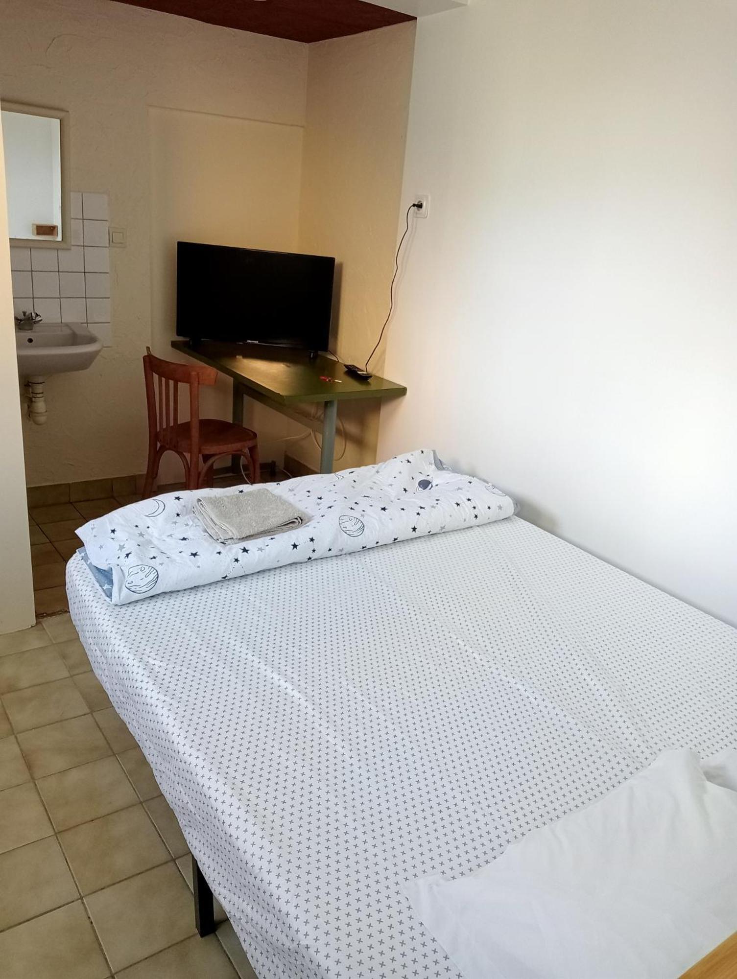 Les Chambres Studios De Pleslin-Foucher Bagian luar foto