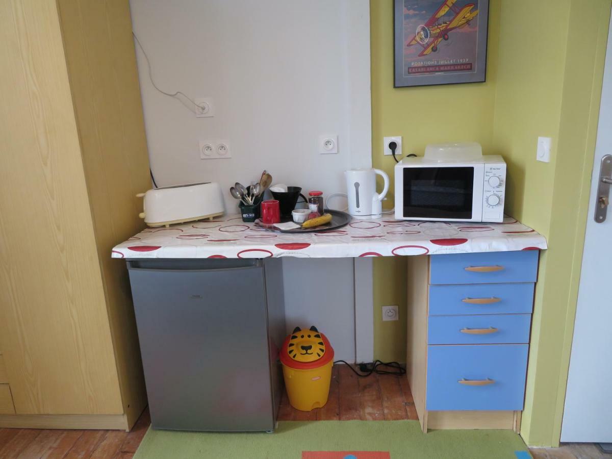 Les Chambres Studios De Pleslin-Foucher Bagian luar foto